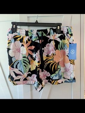 Hurley Tropical Shorts Size Large NWTs
